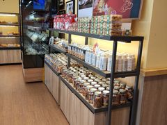 面包甜点陈列柜-85度C(北京八角物美店)