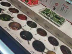 自助调料区-海底捞大排档火锅(悦荟广场店)