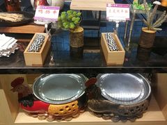 -花馬肆.云南过桥米线(汉神购物广场现场熬汤店)