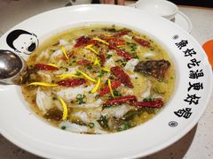 -江渔儿酸菜鱼(映月湖环宇城店)