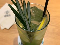 -ZING COFFEE 镜咖啡