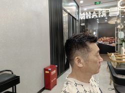 -韩国丽安形象设计