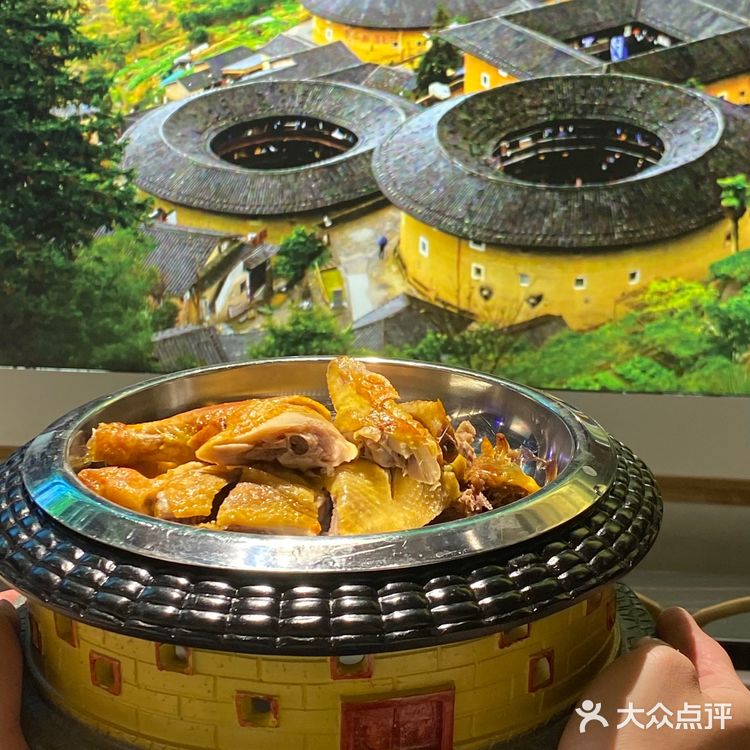 看着四菜一汤吃客家菜‼️在福建没吃上的回顺德吃上了...