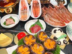 -雍容荟帝王蟹活龙虾展台自助(IFS黑金店)
