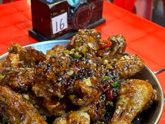 -BHC炸鸡(明洞总店)