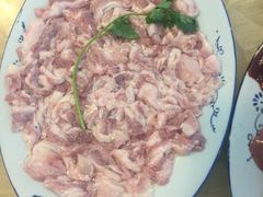 天衣无缝-华哥新鲜猪精品美食