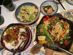 -云海肴·汽锅鸡·云南菜(天山百盛优客店)