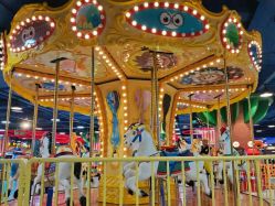 -咔叮卡丁·儿童室内赛车馆