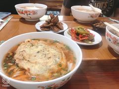 -矮子粉店1985·长沙米粉(湘春路店)