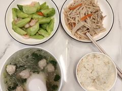 -爱月宝月嫂·育儿嫂(哈尔滨总店)