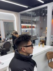 -尤司男士国潮理发馆