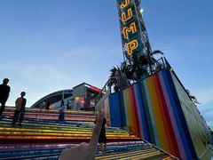 -巨鹏飞梦幻海岸