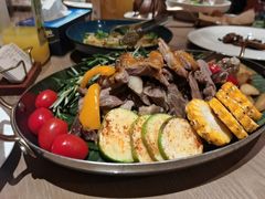 -耶里夏丽·丝路国际·新疆餐厅(浦东区东方路店)