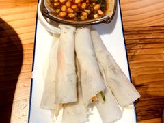 -野山舂·贵州现舂酸汤火锅(鸿通城店)