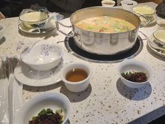 -土风豆米火锅(鸿通城店)