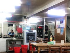 大堂-东兴牛肉店(庄府巷店)