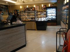-85度C(生甜甜圈研究工坊·上海平凉店)