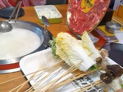 -牛小嫩串串火锅(老国贸总店)