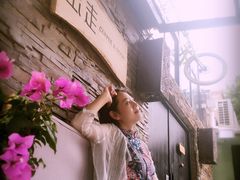 店内人像拍摄-出走咖啡·面包(宋庄店)