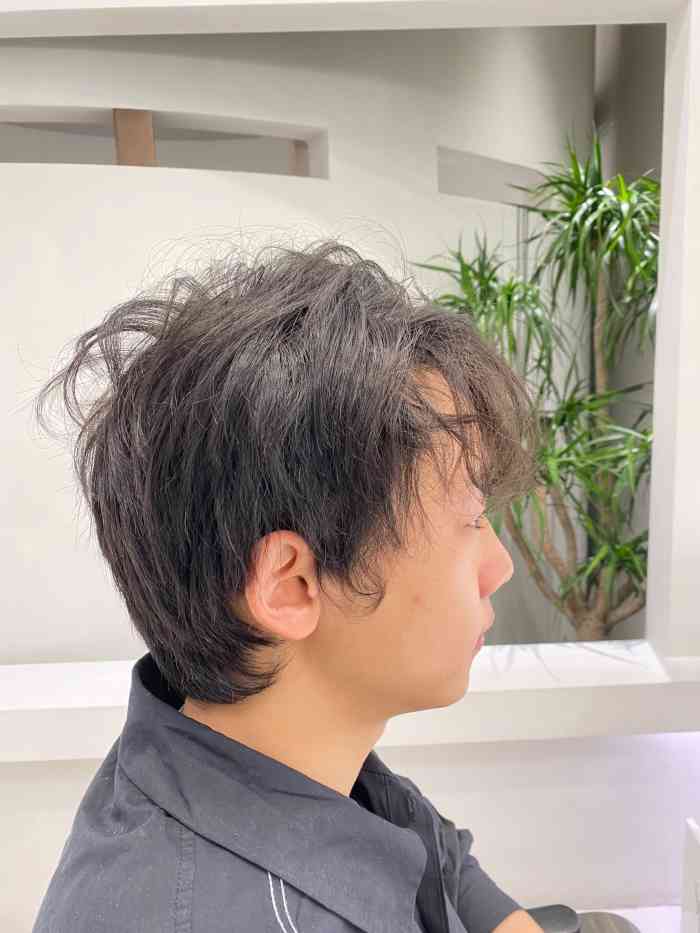 香港hair corner(恒隆广场店)-"【项目】剪发店铺位于新开的恒隆广场