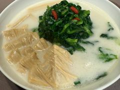 -遇外滩(BFC外滩金融中心店)