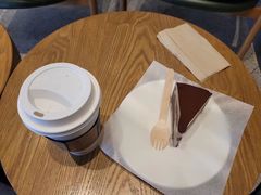 -星巴克(成都市中海右岸环宇坊店)