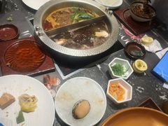 -牛YO寿喜烧·铁板烧和牛火锅自助(市府恒隆店)