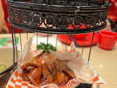 秘制脆皮乳鸽-避风塘(宝山万达店)