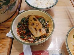 -拈签一笑黄牛肉辣卤串串