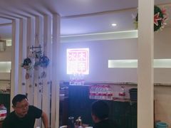 -毛辣果·贵州红酸汤牛肉火锅(西单店)