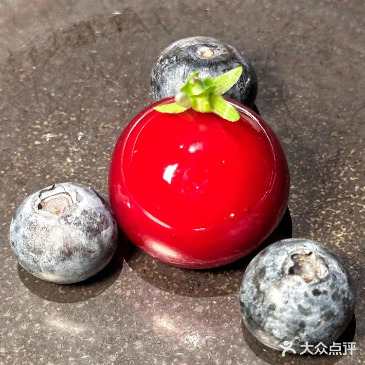 在广州‼️也能吃上地道的北京烤鸭[得意]