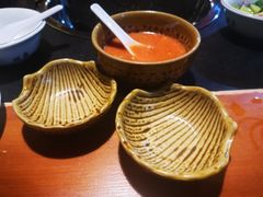 自制蘸料-陀岗美食·云南藏式特色餐厅
