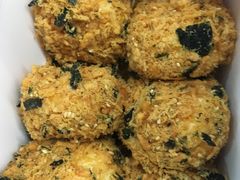 海苔风味小贝-鲍师傅糕点(江苏路店)