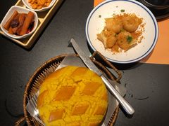 酥皮乳鸽菠萝包-羽鸽集·乳鸽专门店·地道顺德菜(岭南站店)