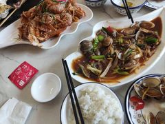 -覃记海鲜美食餐厅