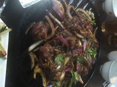 燚店新京味-燚店·铁板鱼蛙·烤肉·烤串(北新桥店)