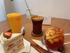 -白胡子咖啡(丽都园店)