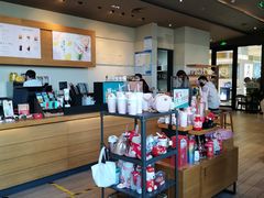 -星巴克臻选(青岛金狮广场店)