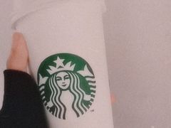 -星巴克臻选(上海长风大悦城店)