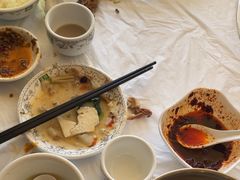-鲁朗纳麦石锅鸡庄园