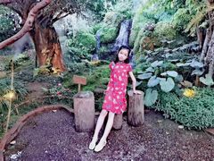 -Chom Cafe and Restaurant