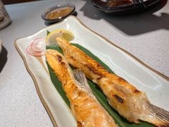 炸三文鱼骨-元气寿司(东方宝泰店)