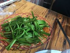 -阿婆情腊排骨火锅(金虹路店)