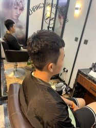 -Z.X HAIR SALON张新美业