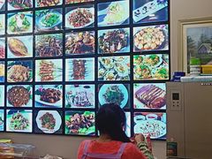 -清真磊磊烧烤老店(饮虎池街34号店)