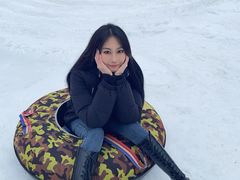 -采薇庄园四季滑雪场
