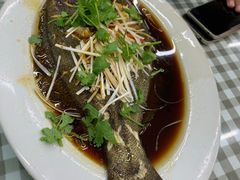 清蒸多宝鱼-烁佳海鲜大馅饺子