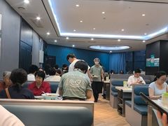 -巧克力渔家.小船海鲜胶东菜(万平口店)