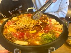 -WOW LUCKY创意韩料(龙阳广场店)