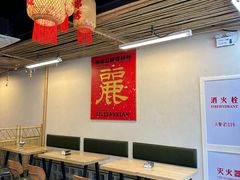 -丽丽三鲜螺蛳粉(田林路店)